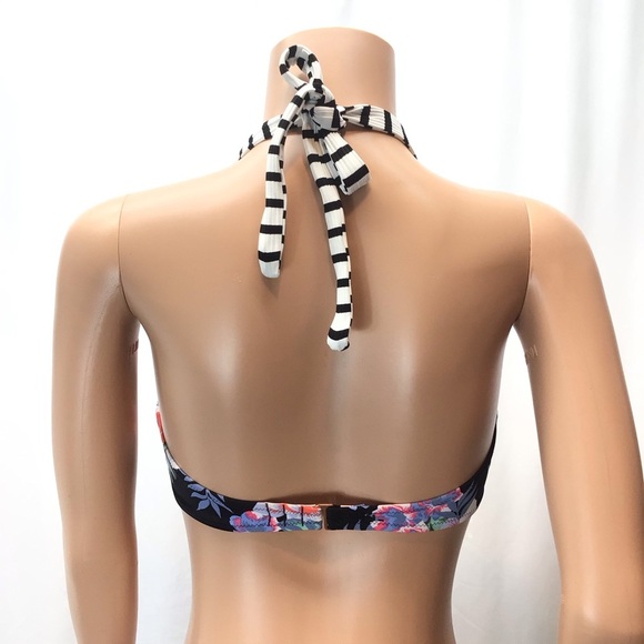 Shade & Shore Floral Light Lift Halter Bikini Top - Picture 4 of 11